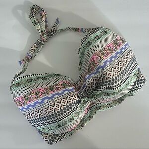 Victoria's Secret 34DDD Scalloped Halter Swim Top